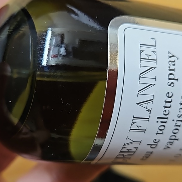 Grey Flannel - Picture 2 of 3